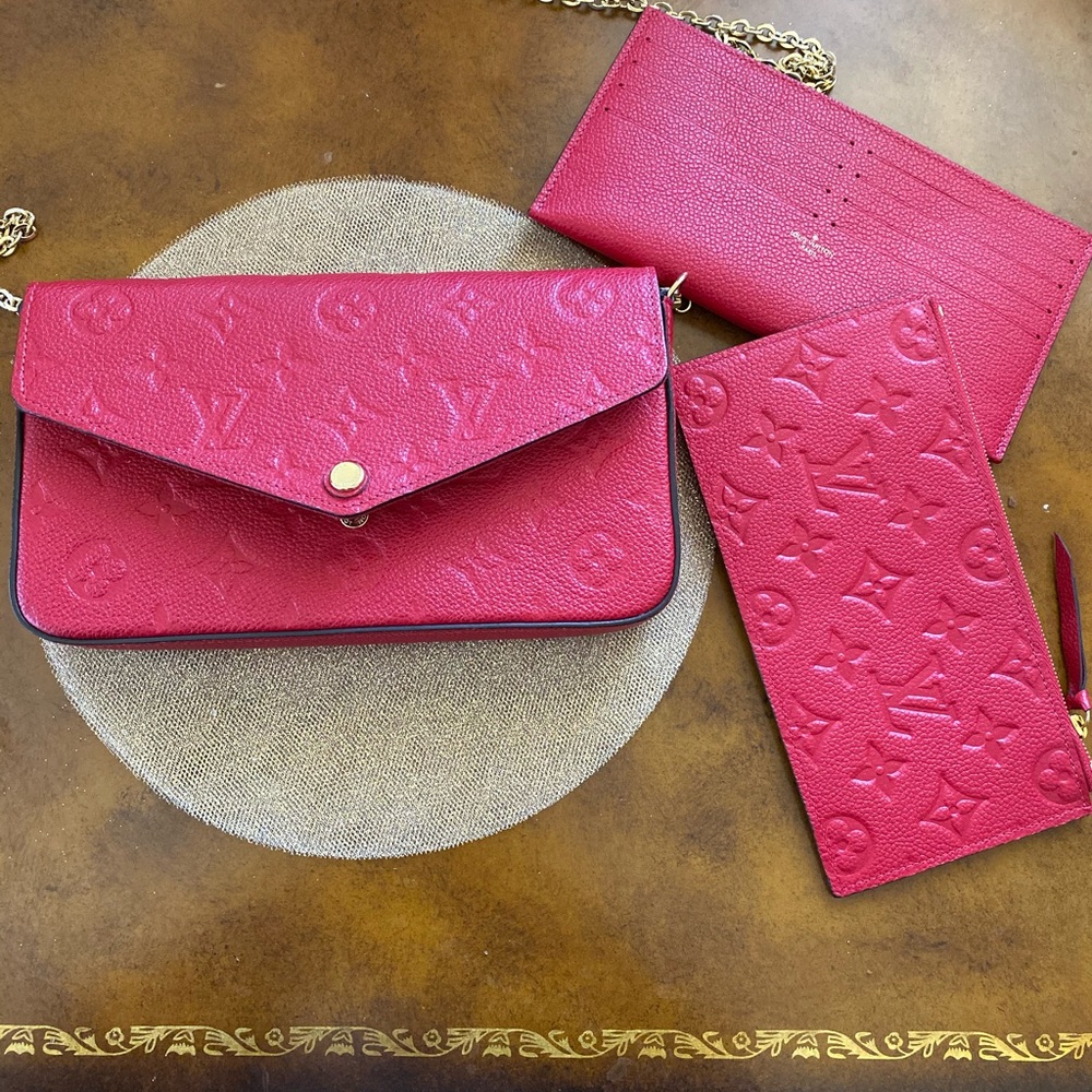 Pochette Felicie in scarlet empriente leather